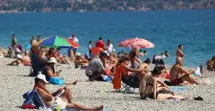 Yaz Bitti, Tatil Bitti Diye Düşünenler Yanılıyor! Antalya, Sonbaharda Da Cazibesini Koruyor: Rus Turist Akını Kasım Ortasına Kadar Uzatıldı! - Otel Haberleri ; Türkiye’nin Otel & Turizm Gündemi Tek Adreste