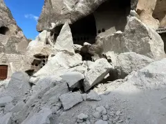 Kapadokya'da Peribacası Yıkıldı: Tarihi Miras Büyük Tehlike Altında mı? - Otel Haberleri  Türkiye’nin Otel ve Turizm Gündemi Tek Adreste